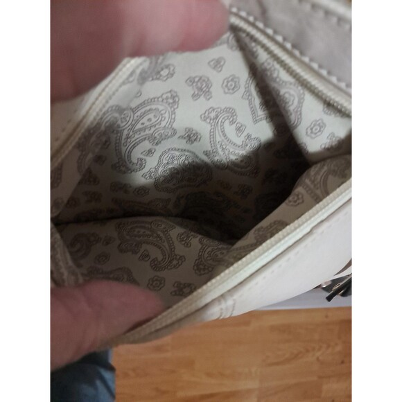 Simply Noelle Backpack Womens Beige Large Purse Bag Pockets Top Flap Snaps Zip - Picture 16 of 16